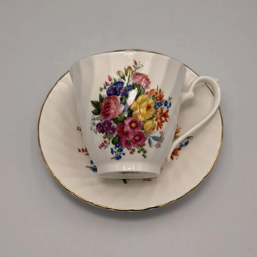 Royal Sutherland England Fine Bone China Floral Teacup & Saucer Gold Trim VTG